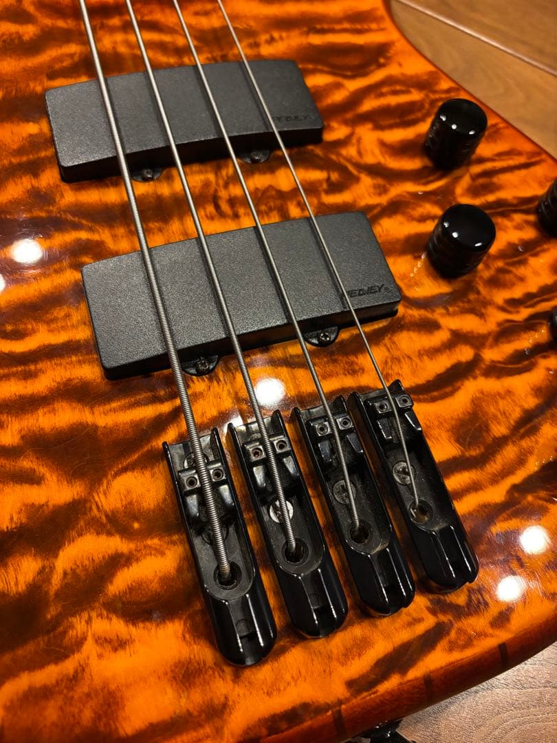 peavey cirrus BXP bassアクティブベース 4弦 エレキベース