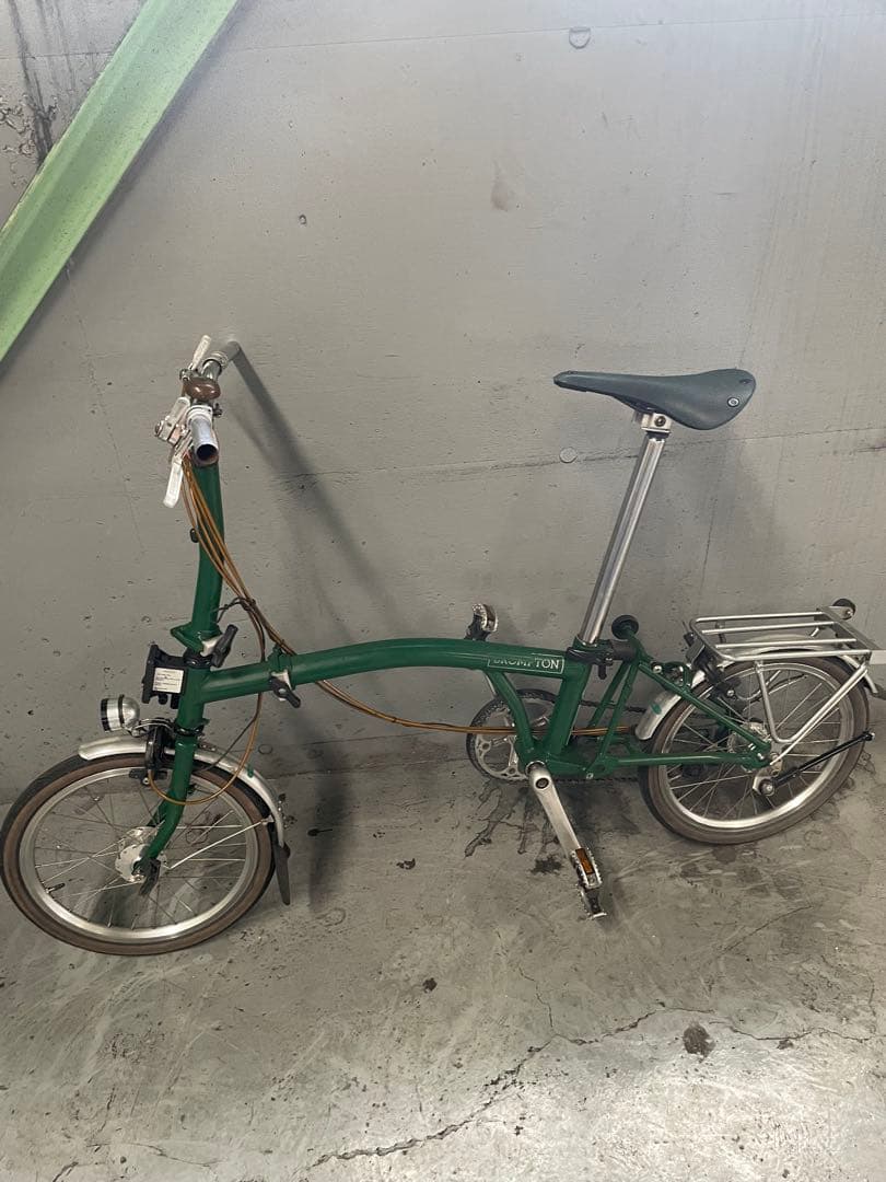 ブロンプトン　ハブダイナモ　リアキャリア付き