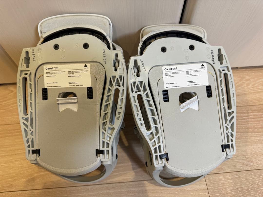 スノーボード 22-23 Burton Cartel EST