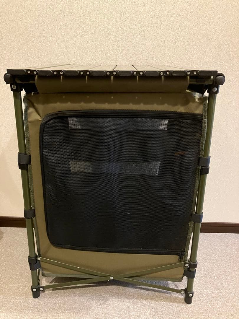 コールマン niko and サイド シェルフ カーキ サイド テーブル