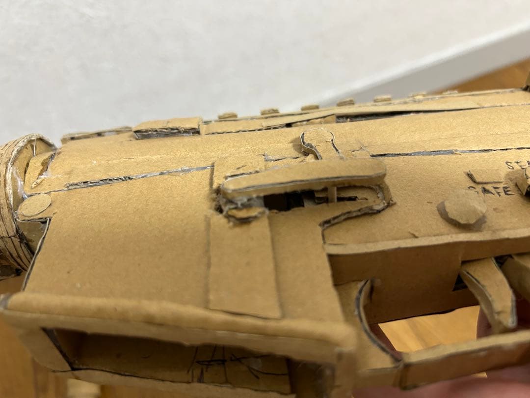 M4A1 ダンボールアート 可動 パーツ取り外し可能