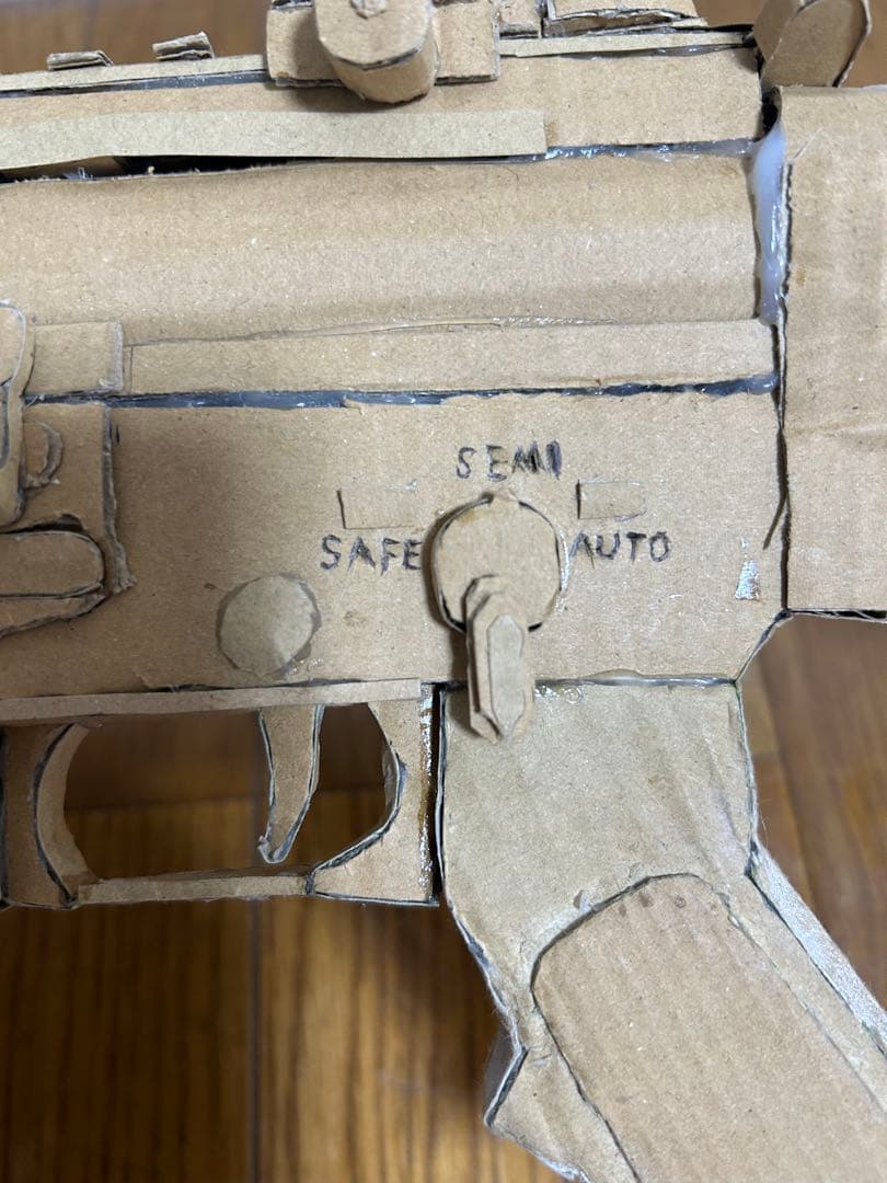 M4A1 ダンボールアート 可動 パーツ取り外し可能