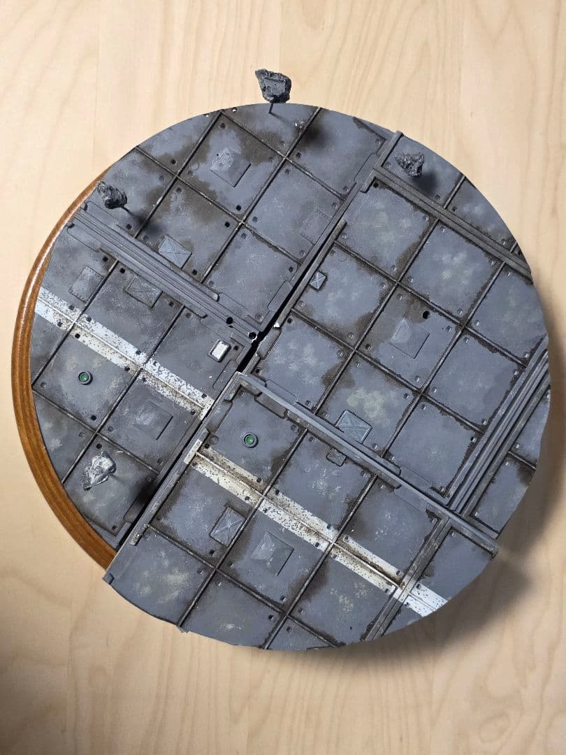 宇宙基地風ディスプレイベース 撮影用格納庫