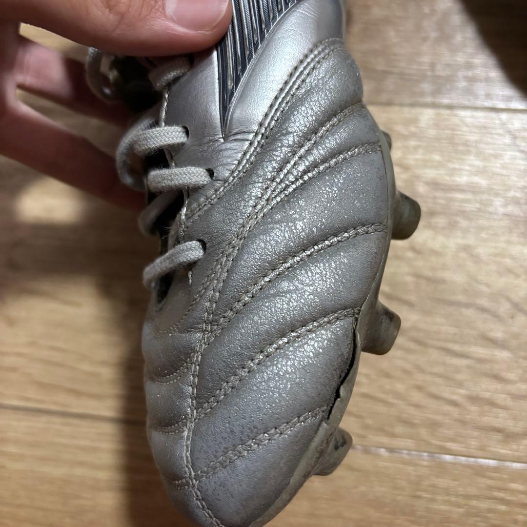 MIZUNO モレリアネオ4シルバー　26.0