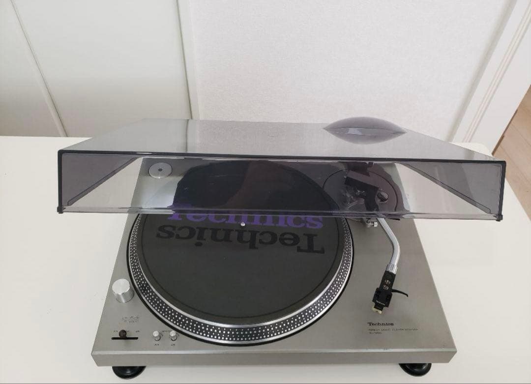 Technics SL-1200 ターンテーブル