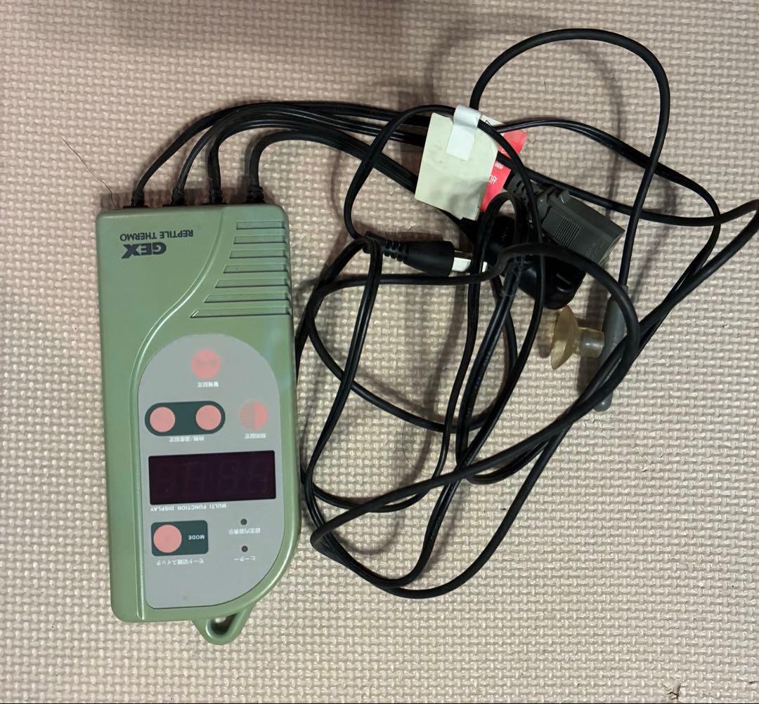 爬虫類サーモ　3個