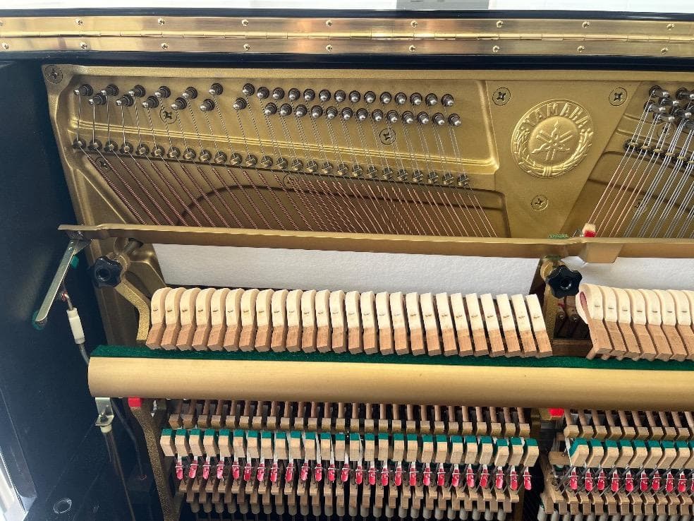 ★76412【アップライトピアノ】YAMAHA　UX50Bl