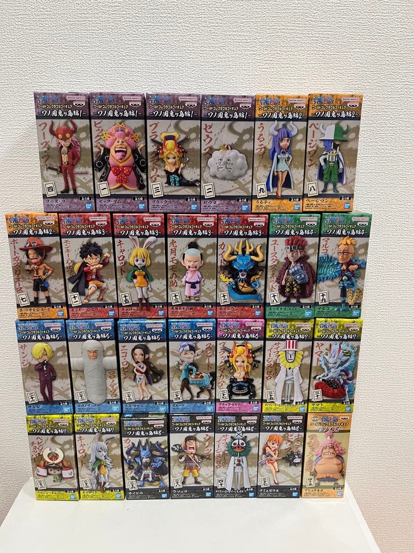 ワンピース　ワールドコレクタブルフィギュア