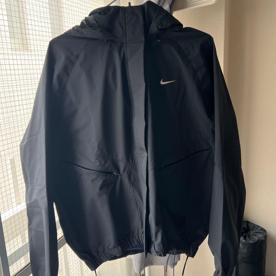 Nike Storm Fit グレー ジャケット