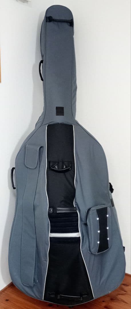 Chaki ウッドベース