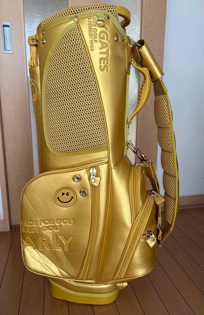 PEARLY GATES ゴールドキャディバッグ