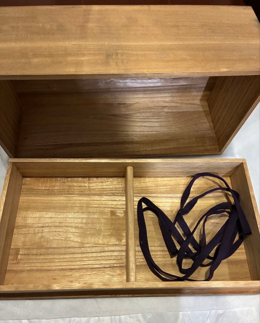 蛤白石 碁石 白181 黒182 10〜11mm 木製碁笥2個 桐箱付き 囲碁