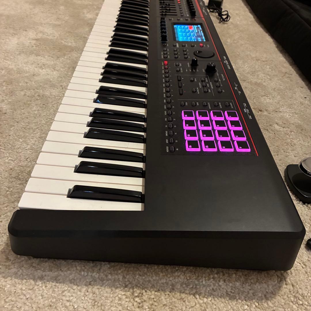 【最安値美品】76鍵 Fantom-07 純正ケース 説明書 おまけ付