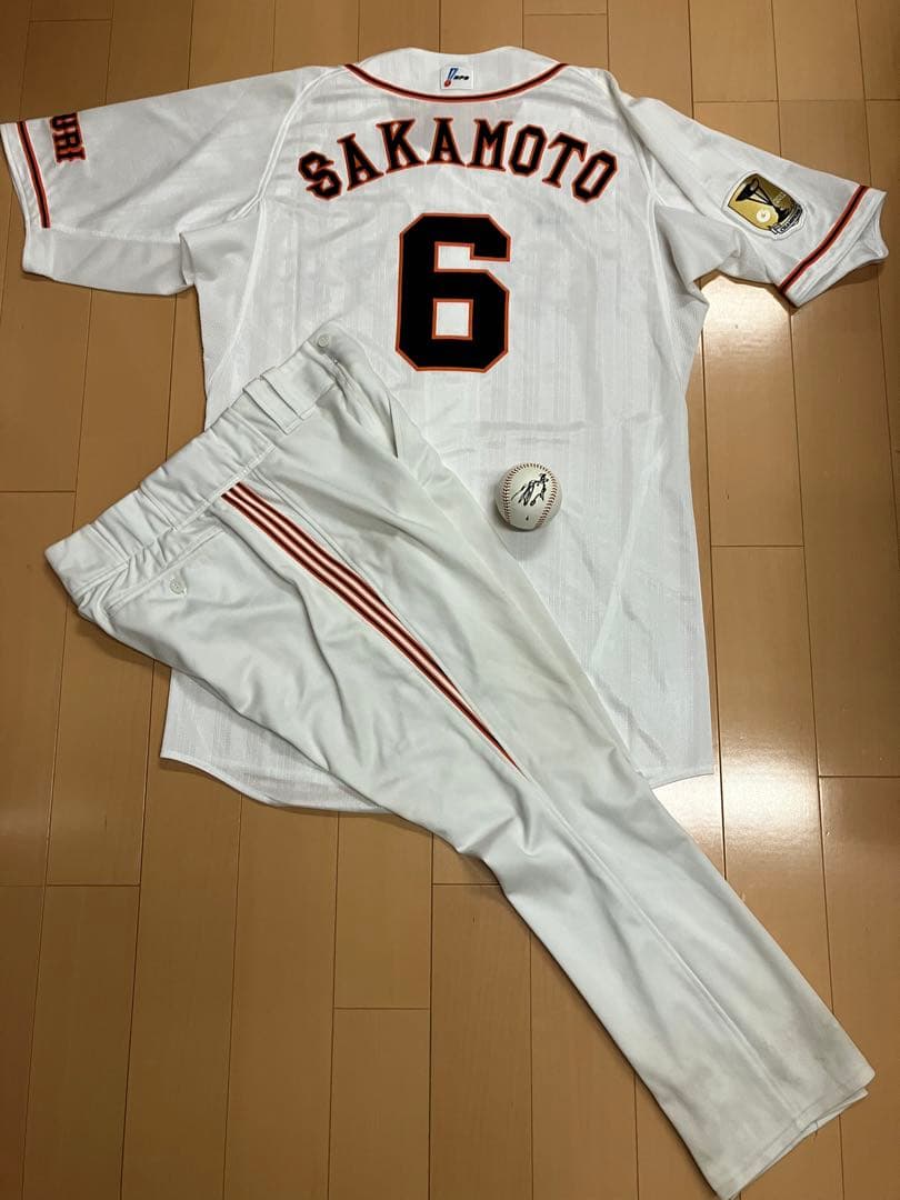 坂本勇人　実使用　ユニフォーム　読売ジャイアンツ　読売巨人軍　支給　侍ジャパン