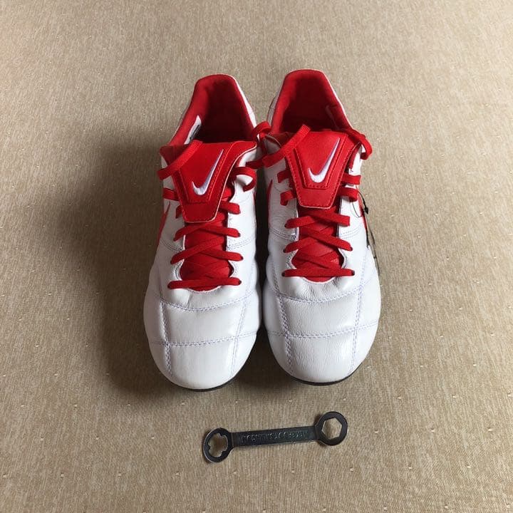 NIKE ナイキ サッカースパイク　27．5cm