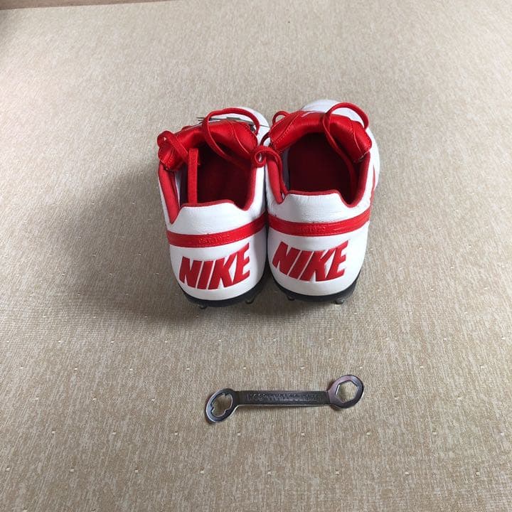 NIKE ナイキ サッカースパイク　27．5cm