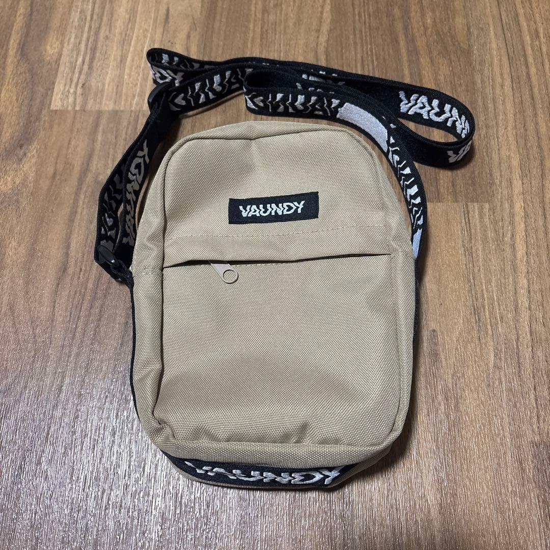 Vaundy ショルダーバッグ ベージュ