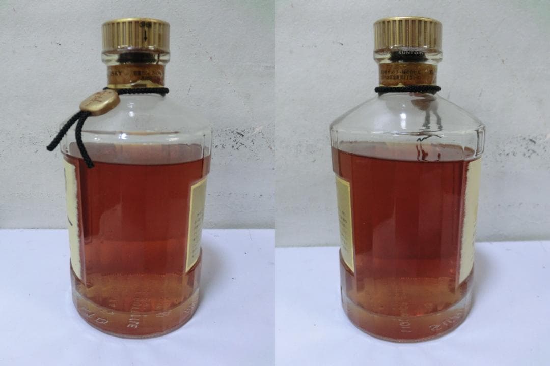 【未開封】サントリーウイスキー　響　金キャップ　旧ボトル　裏ゴールドラベル　レア