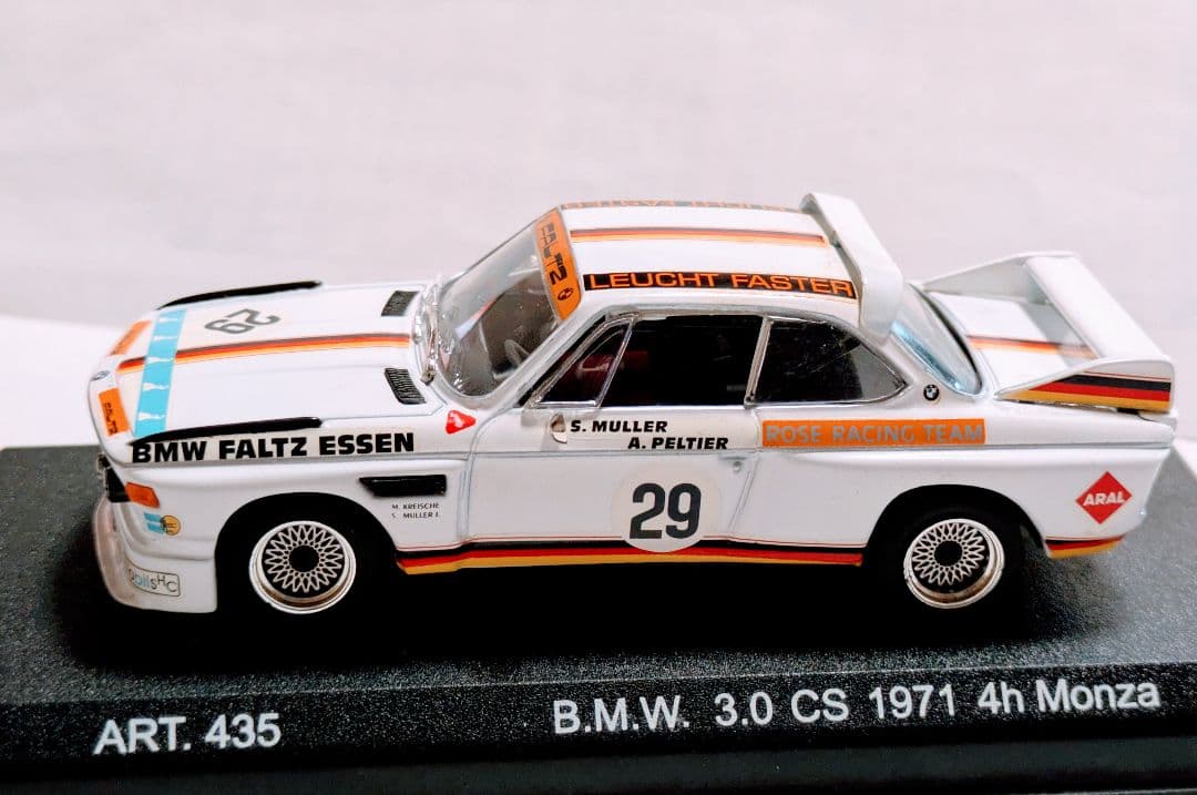 貴重 ３.０ＣＳ レーシングモンツァ１９７１年DetailCars１/43