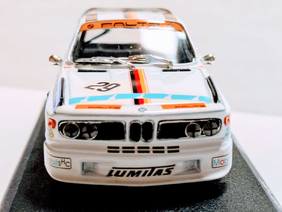 貴重 ３.０ＣＳ レーシングモンツァ１９７１年DetailCars１/43