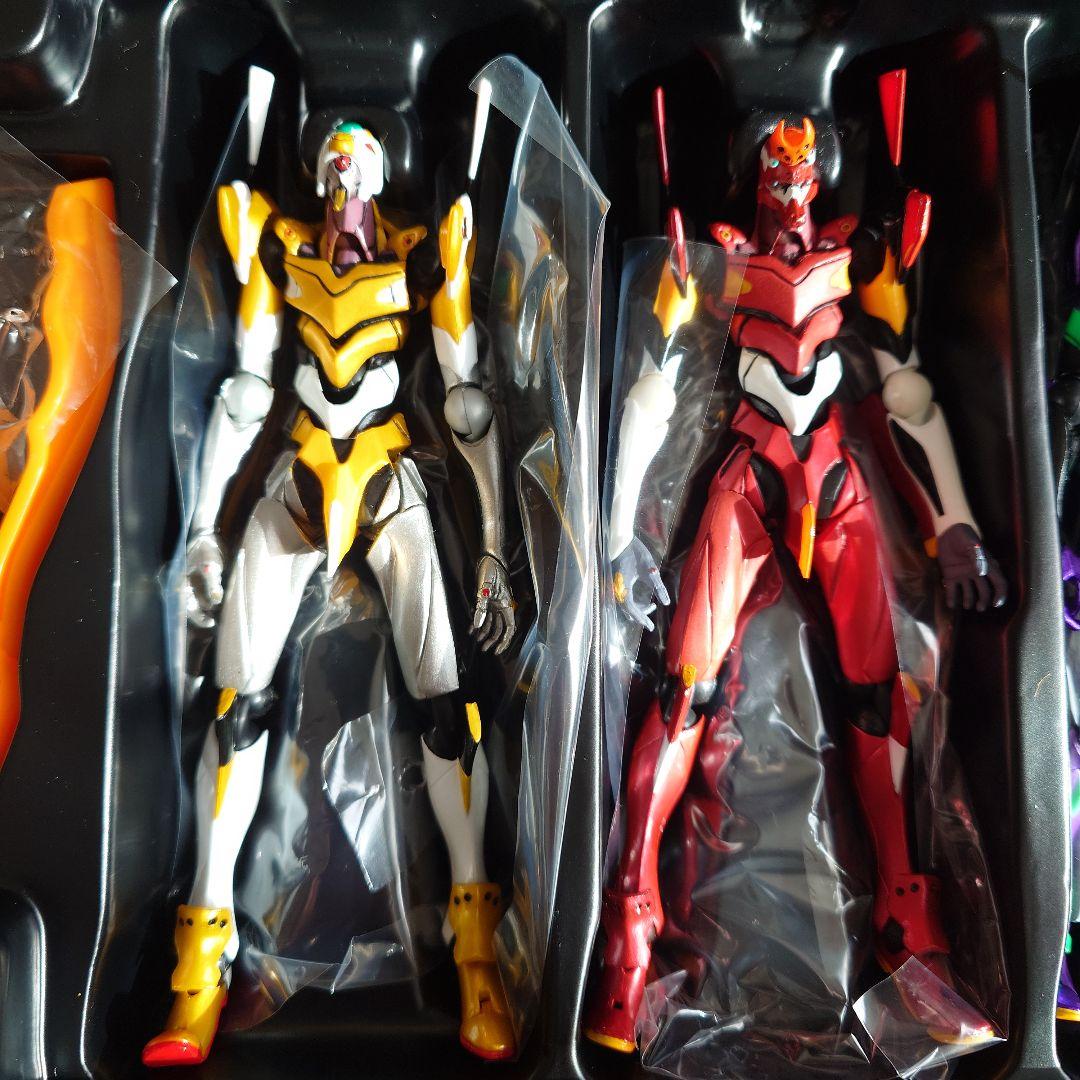 新劇場版エヴァコレクターズBOX　メタリックカラー版　パーツ完品　箱角に損傷あり