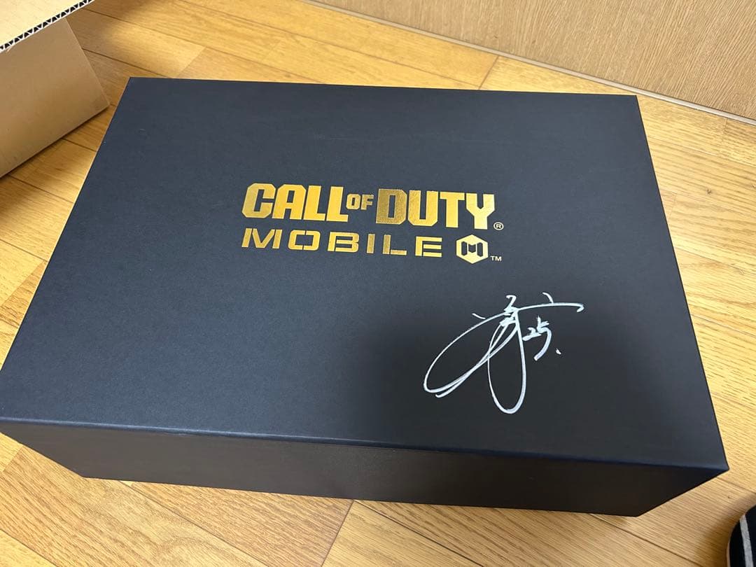 【非売品】岡本和真 直筆サイン入り化粧箱 CoDモバイル限定グッズセット