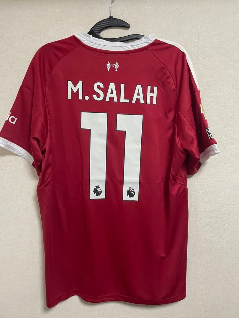リバプール モハメド・サラー11番 シャツ Lサイズ　新品　タグ付き