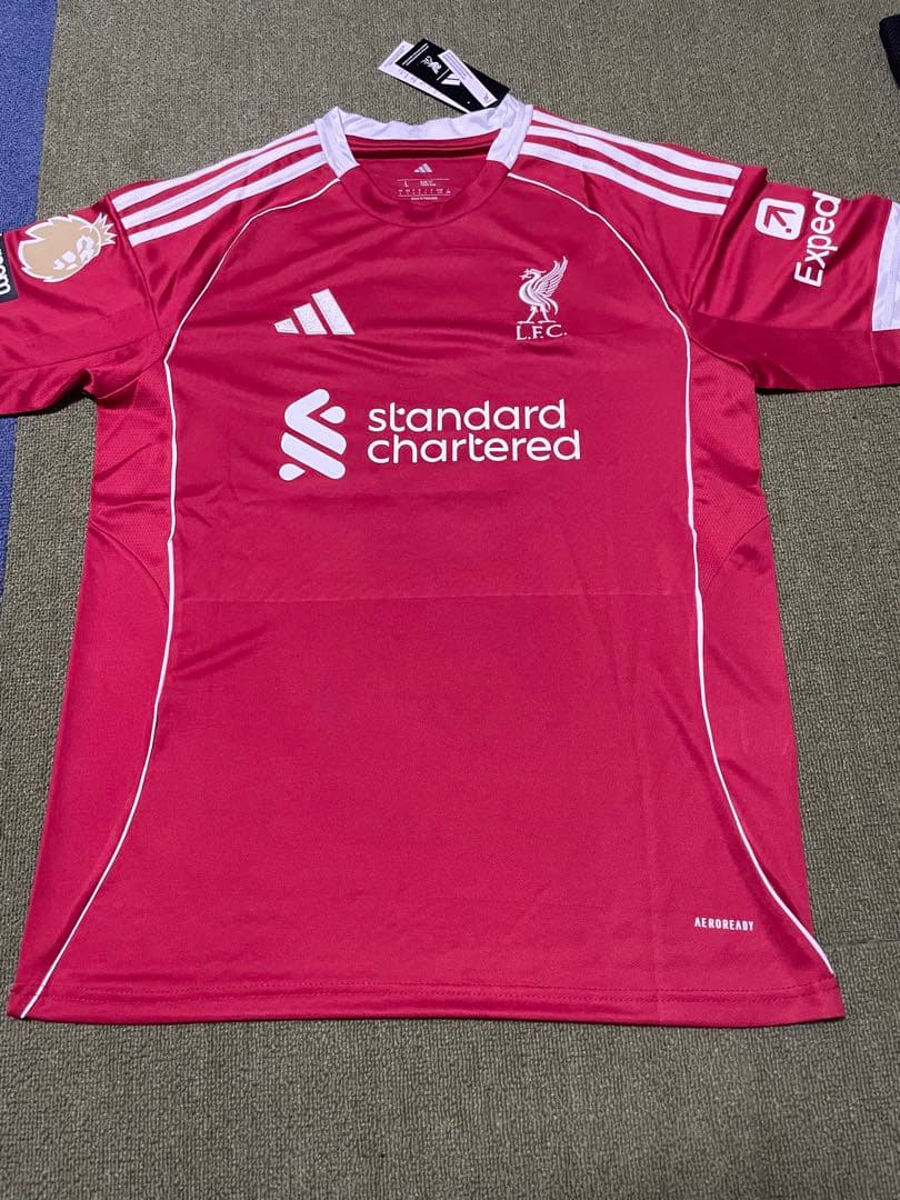 リバプール モハメド・サラー11番 シャツ Lサイズ　新品　タグ付き