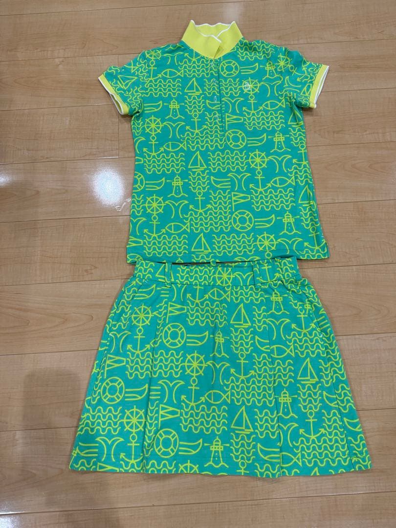 【新品】マンシングウェア　上下セット　セットアップ　ゴルフウェア