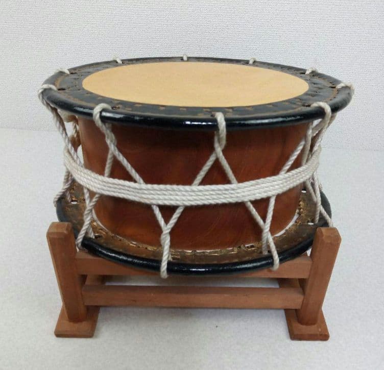 けやき 刳り貫き 締太鼓 台付　*AR17