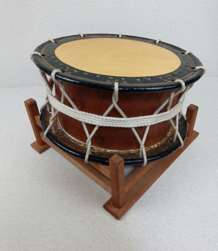 けやき 刳り貫き 締太鼓 台付　*AR17