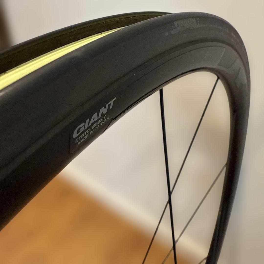 GIANT SLR1 カーボンホイール リムブレーキ チューブレス シマノフリー