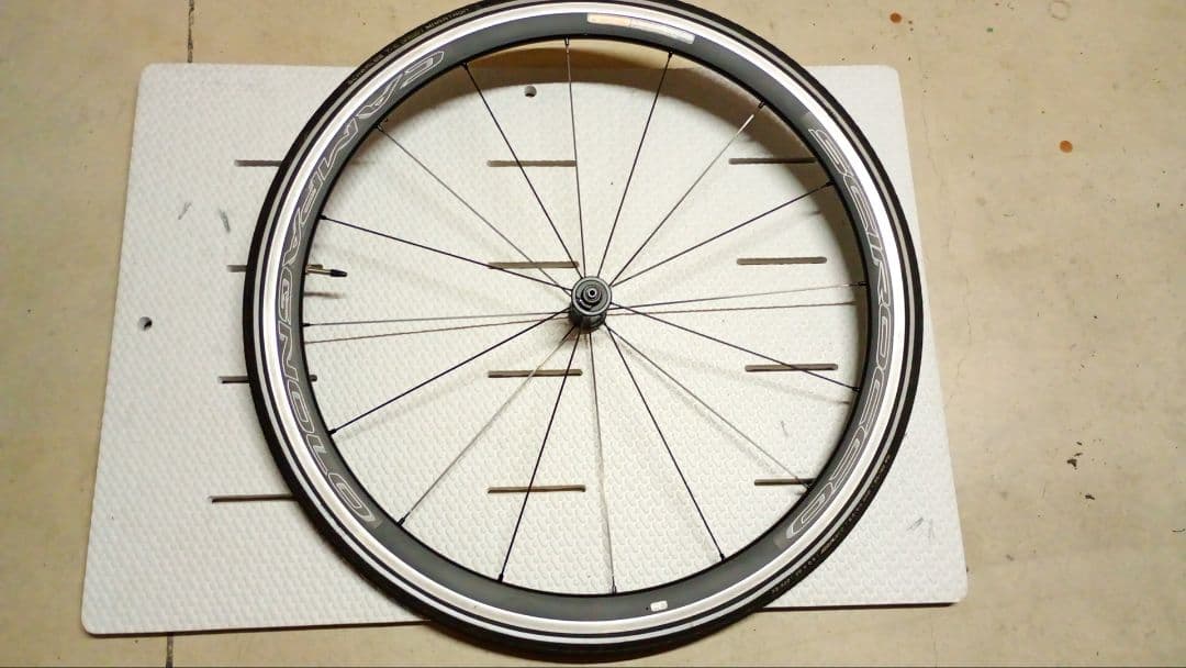CAMPAGNOLO SCIROCCO　17c　シュワルベマラソン23ｃ