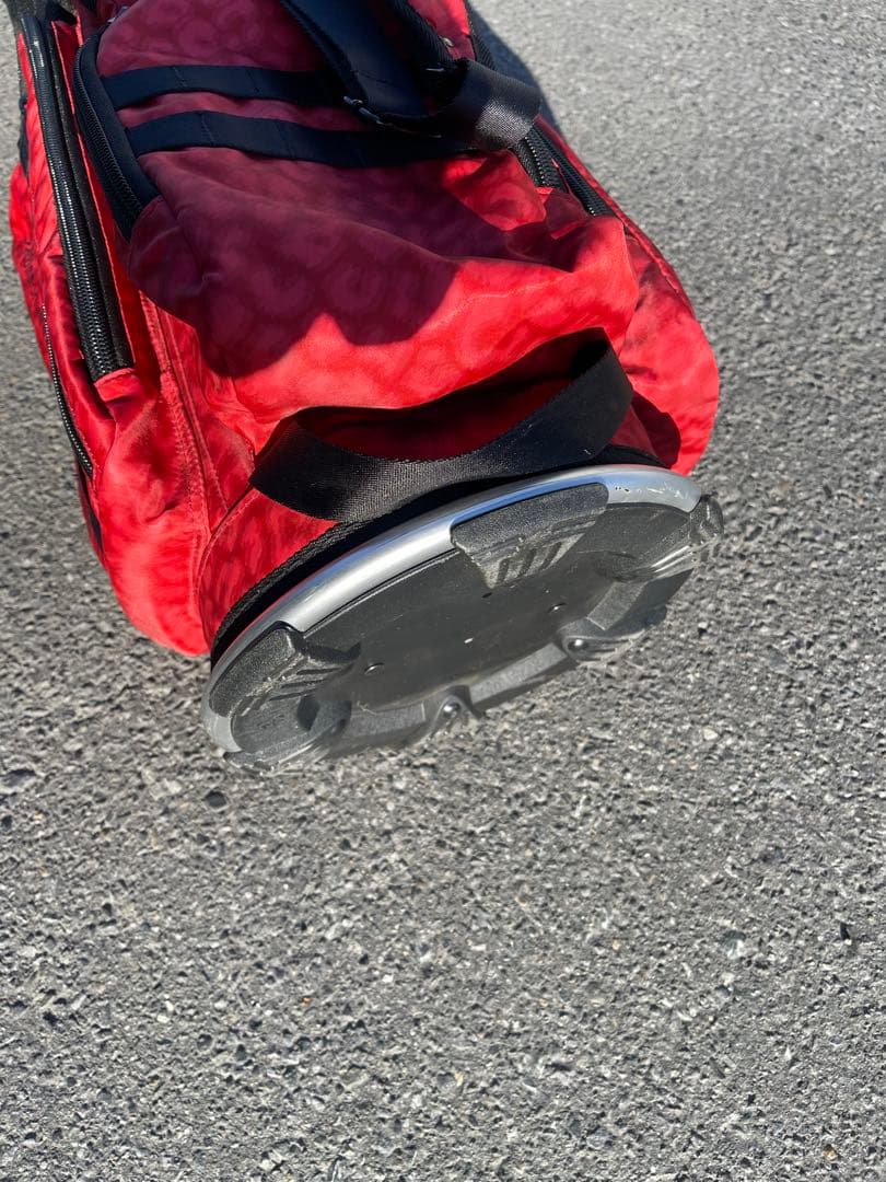 超軽量！New Balance ニューバランス ゴルフ キャディバッグ 赤