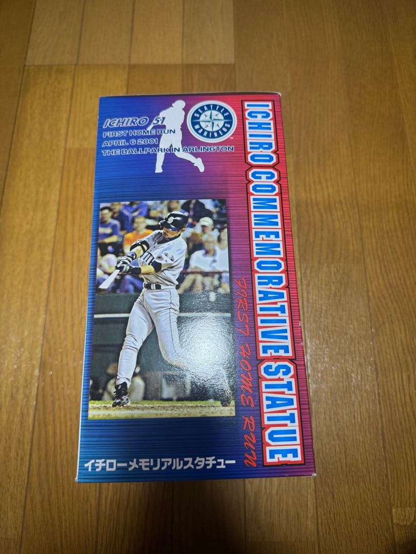 イチロー メモリアルスタチュー