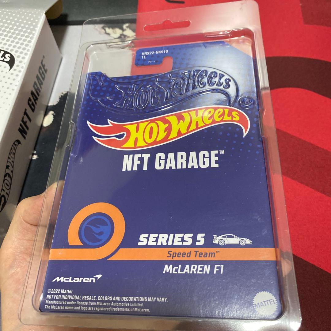 ミニカー Hot wheels NFT McLaren F1
