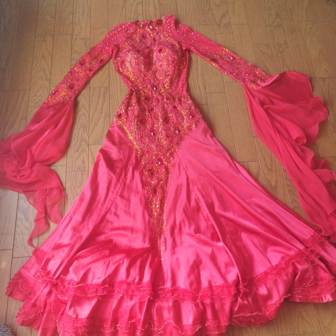 社交ダンス　ドレス赤