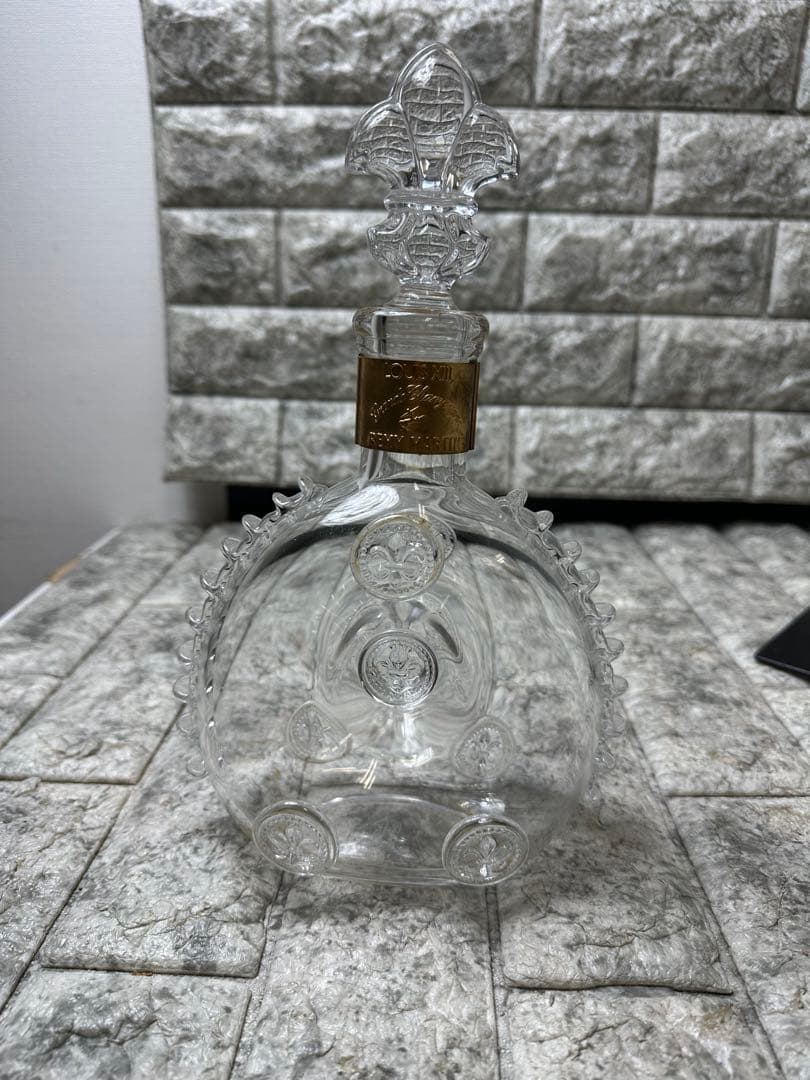 ルイ13世　空瓶　バカラ　レミーマルタン