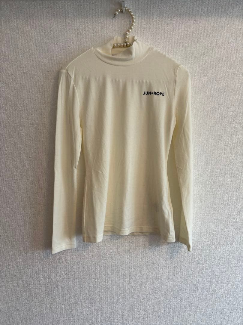 ジュンアンドロペ セットアップ　シンプル　春ゴルフ