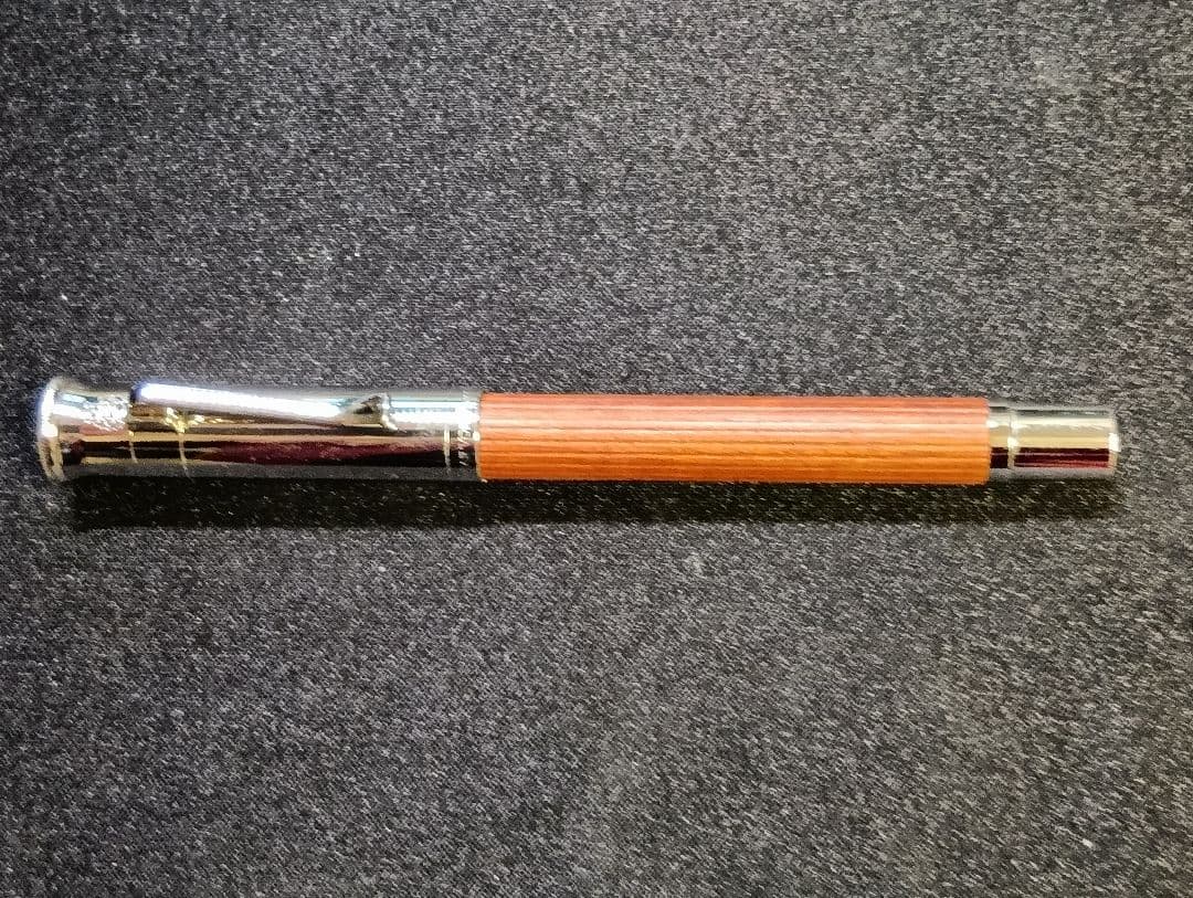 ファーバーカステル　クラシック　ペルナンブコ　旧ロゴ　万年筆　字幅М