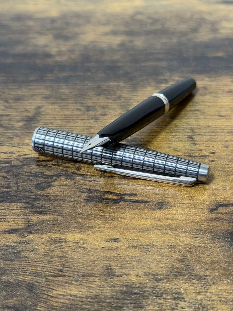 新品未使用　1976年製　蝕刻　エリート　18金　万年筆　パイロット　細字