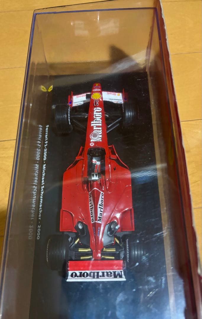 1/24 F1-2000 ミニカー M.Schumacher Marlboro