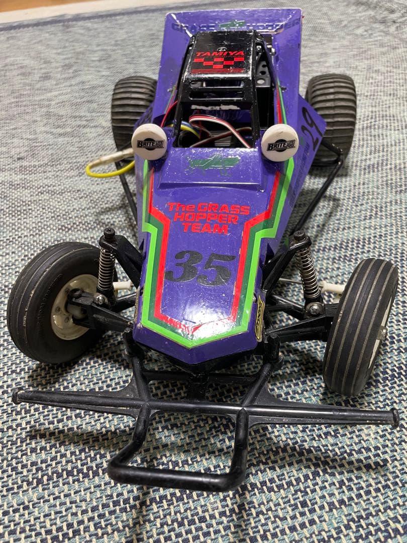 タミヤ グラスホッパー　1/10 電動RCレーシングバギー