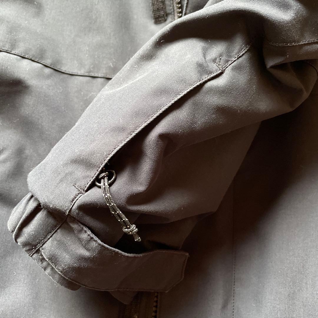 VOLCOMボルコム　ウェア　ジャケット　S（130〜137）