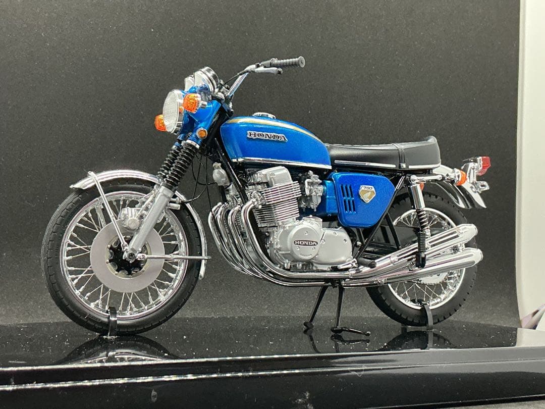⑧ 1/12スケール　ホンダCB750FOURノーマル　プラモデル完成品