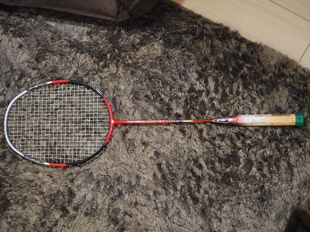 ヨネックス アーマーテック700 3u g4