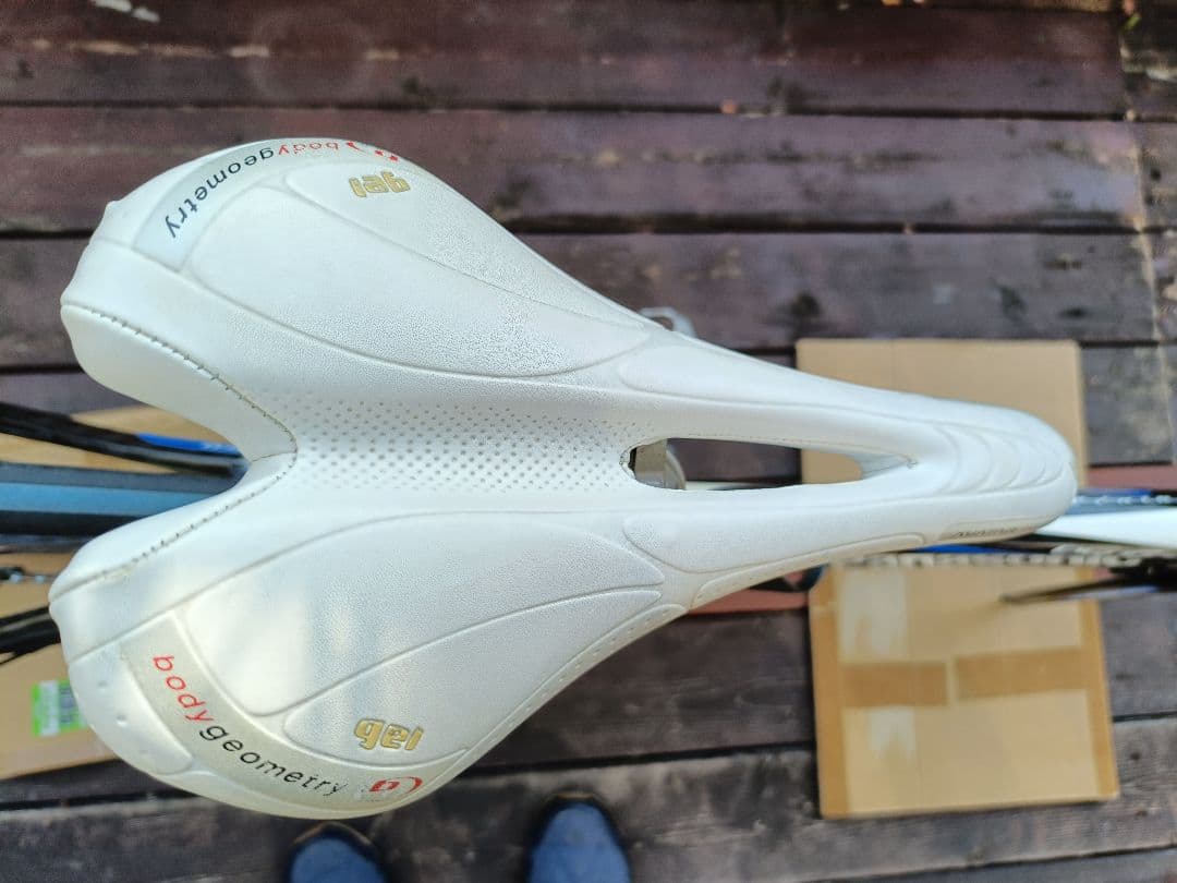 超貴重パナソニック フルカーボンロード カンパニョーロZONDA アルテグラ