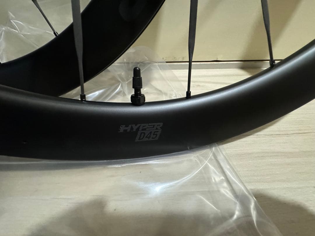 LUN HYPER3ルンハイパー3 d33カーボンホイールレーザーロゴ