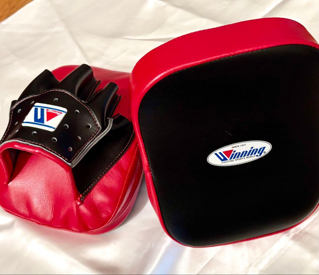 Winning パンチングミット 赤黒