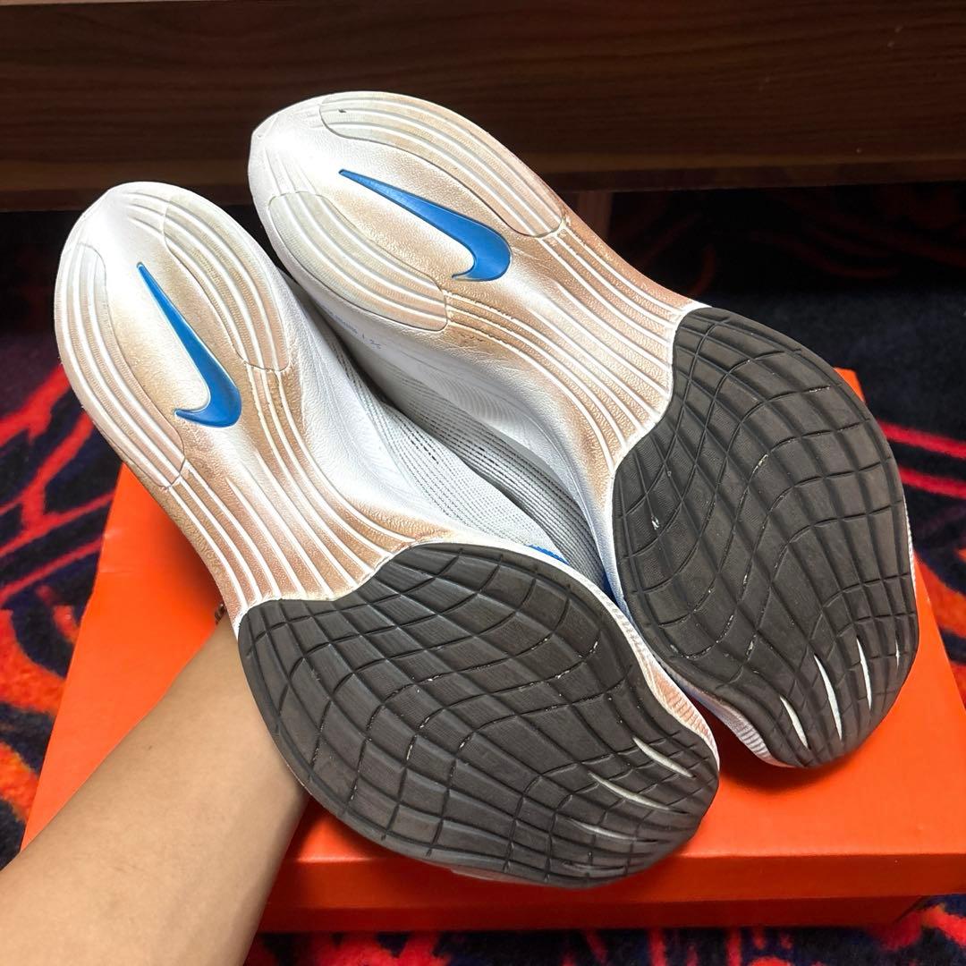 NIKEヴェイパーフライ2